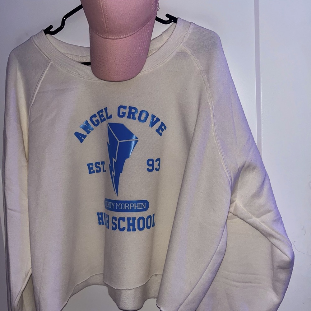 Power Rangers white and blue crew neck sweater XL unisex with pink trucker hat